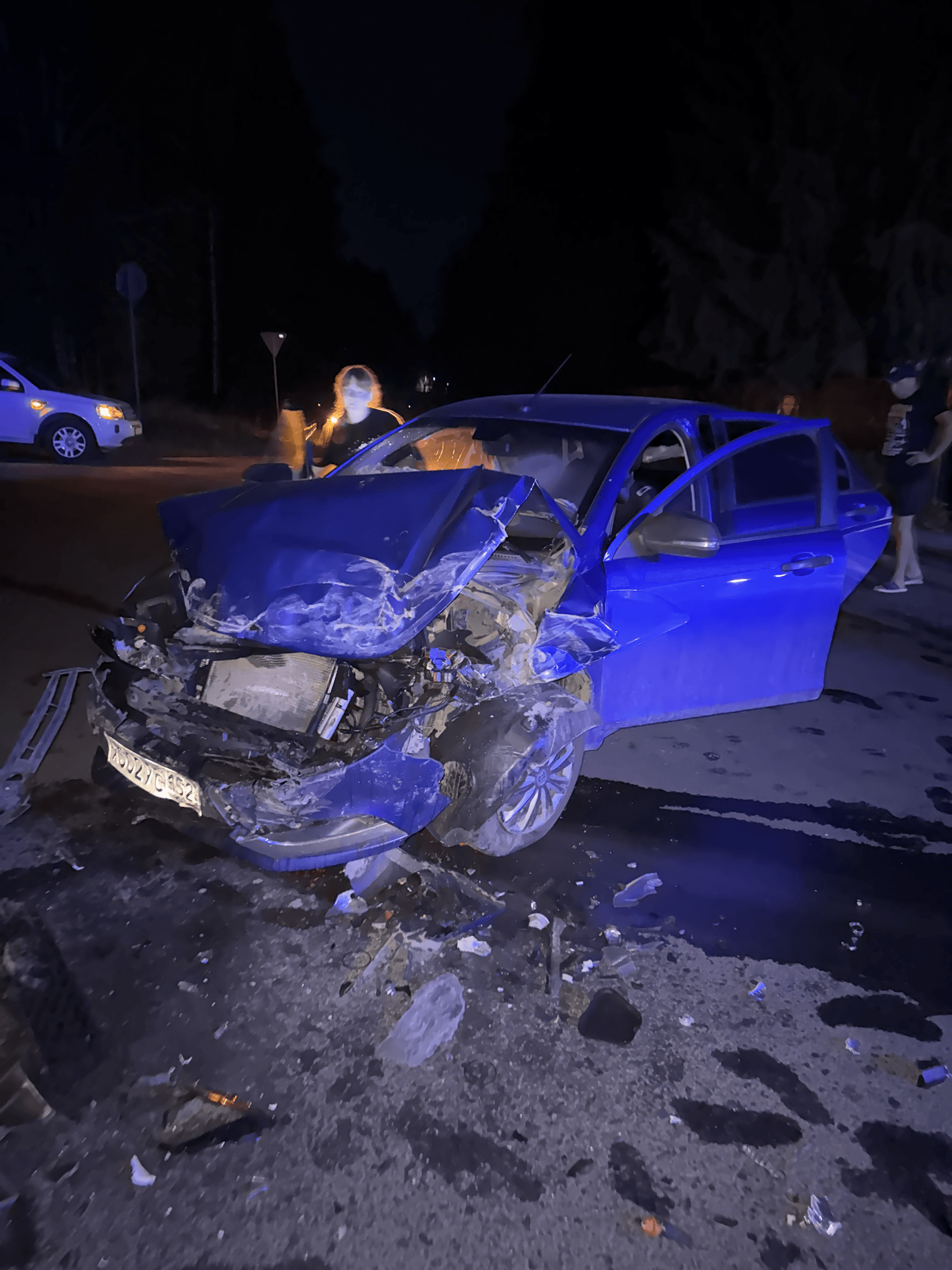 Автомобиль пострадавших после столкновения